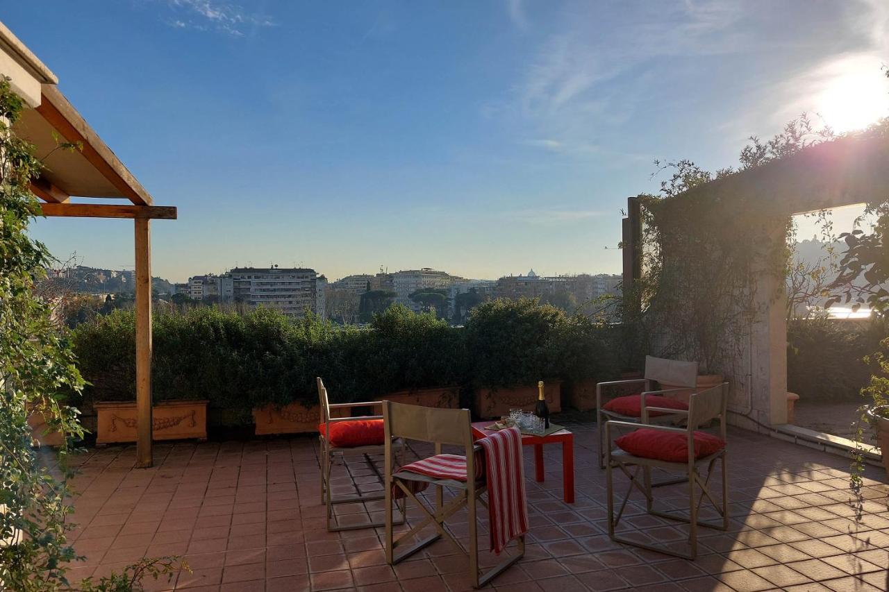 Beautiful Loft In Ponte Milvio With Terrace Apartamento Roma Exterior foto