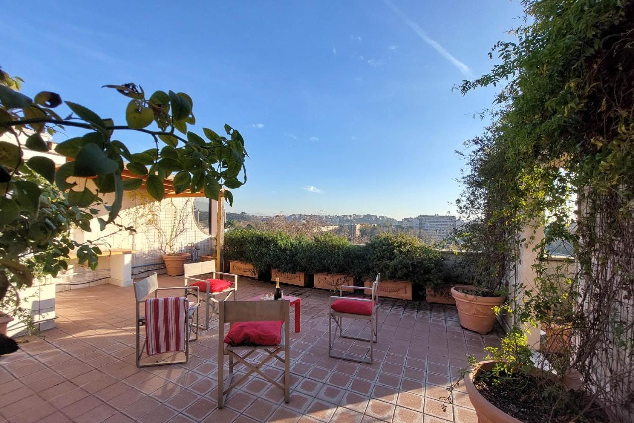 Beautiful Loft In Ponte Milvio With Terrace Apartamento Roma Exterior foto