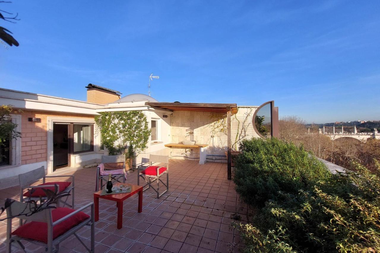 Beautiful Loft In Ponte Milvio With Terrace Apartamento Roma Exterior foto