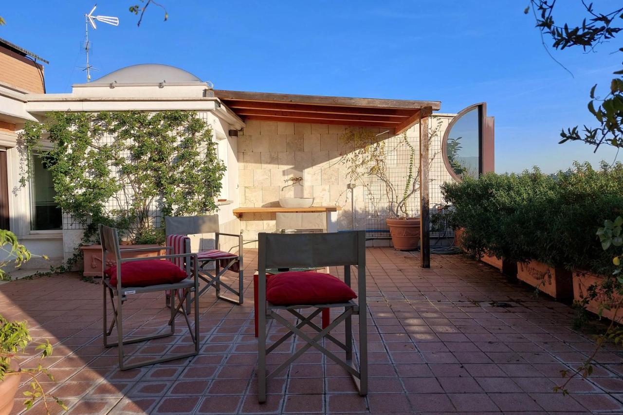 Beautiful Loft In Ponte Milvio With Terrace Apartamento Roma Exterior foto