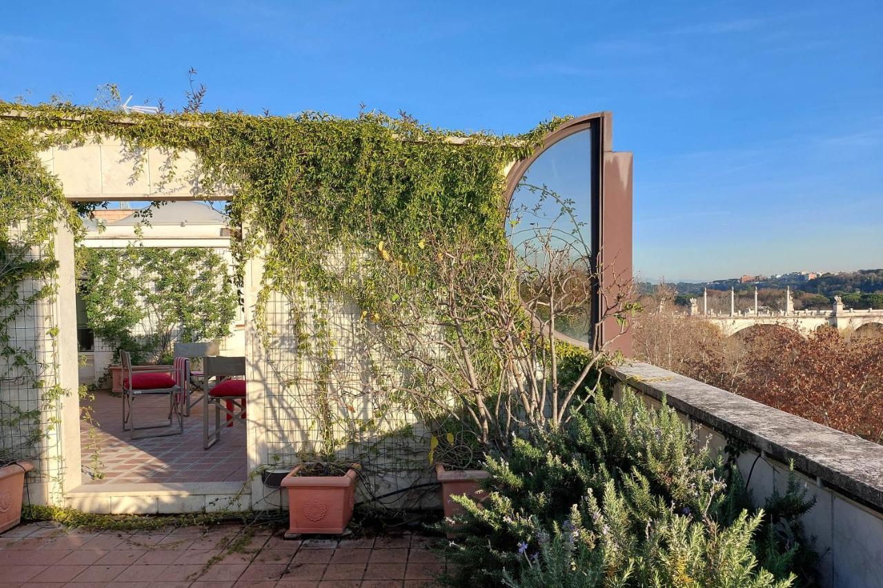 Beautiful Loft In Ponte Milvio With Terrace Apartamento Roma Exterior foto