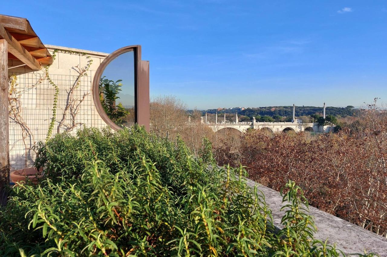 Beautiful Loft In Ponte Milvio With Terrace Apartamento Roma Exterior foto
